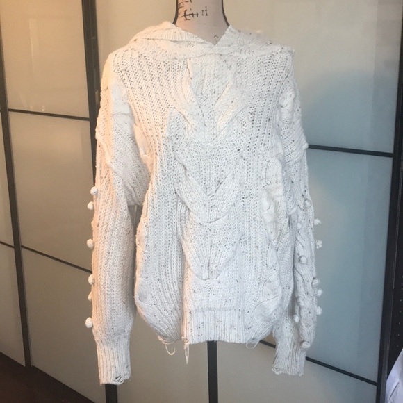 Wildfox Sweaters - Wildfox distressed sweater